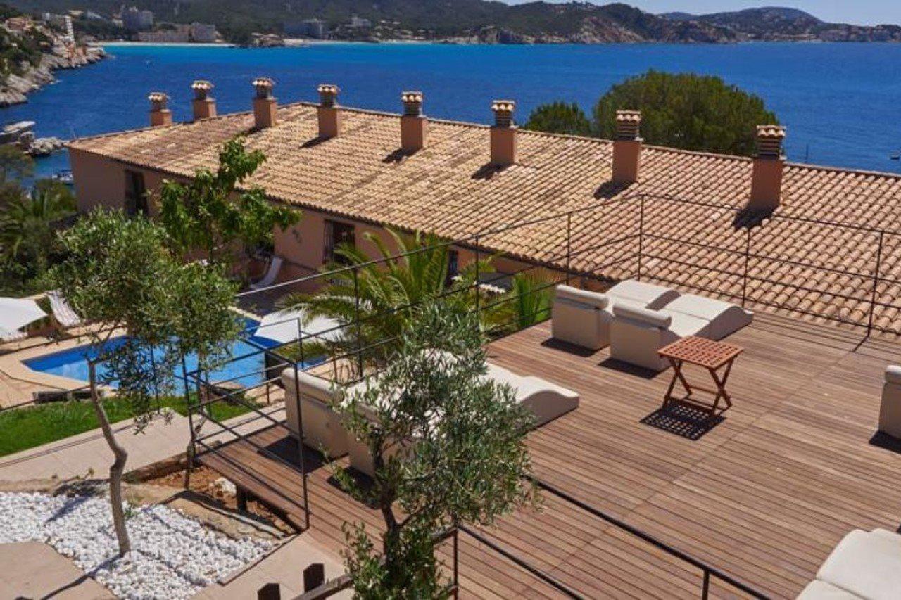 Hotel Petit Cala Fornells Peguera Bagian luar foto