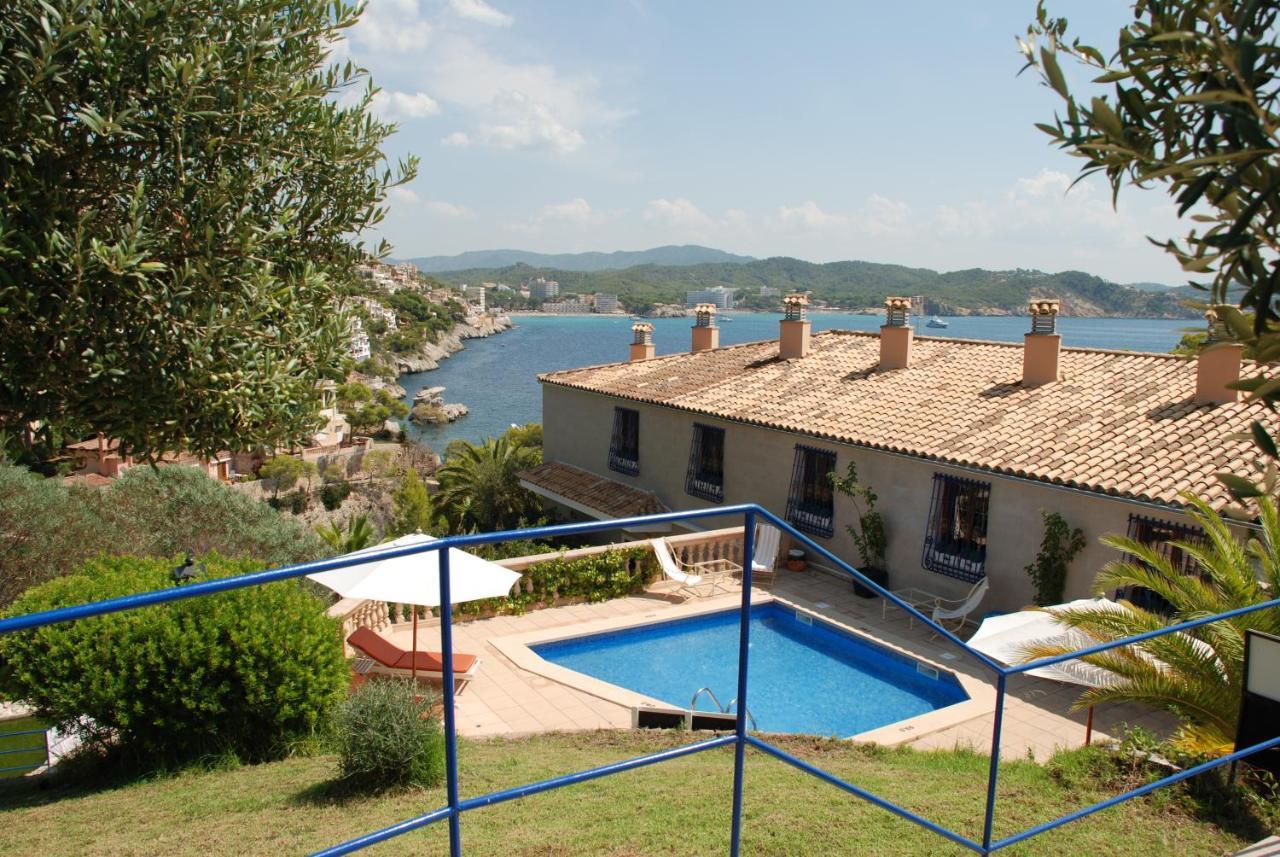 Hotel Petit Cala Fornells Peguera Bagian luar foto
